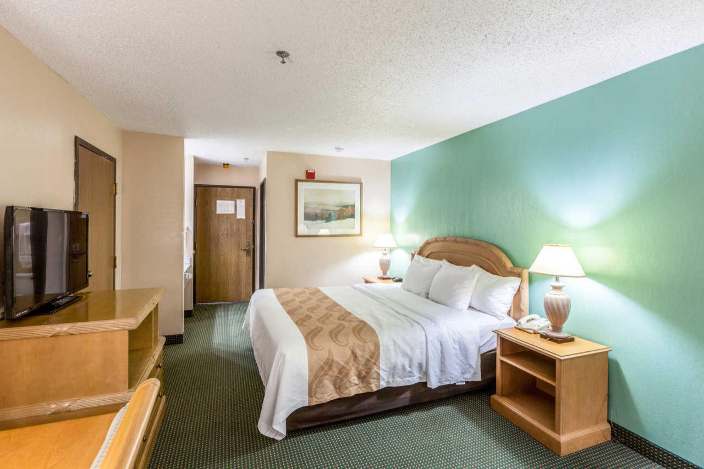 Quality - Plano East Inn